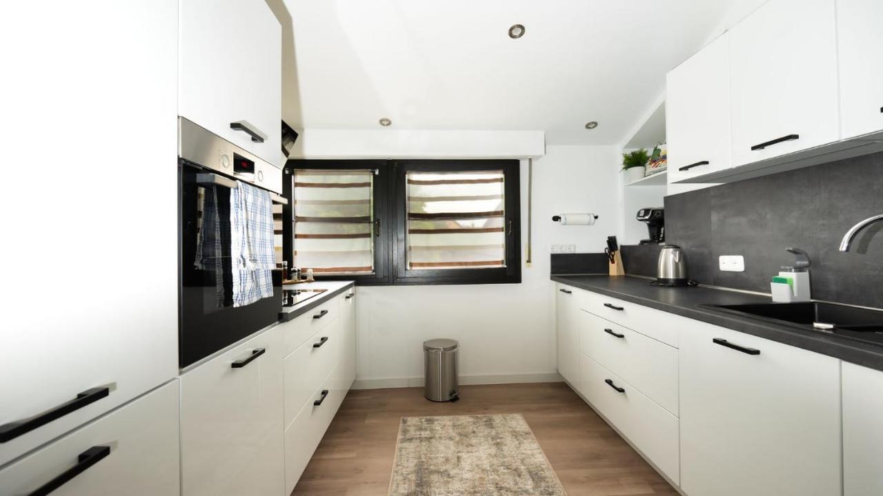 3,5-Zimmer Inkl Arbeitsplatz, Wlan & Free Netflix, Amazon-Free Parken Vollausgestattete Wohnung, 24H Check In Hamm  Exterior photo